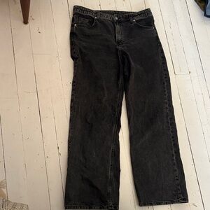 Black Distressed Jeans